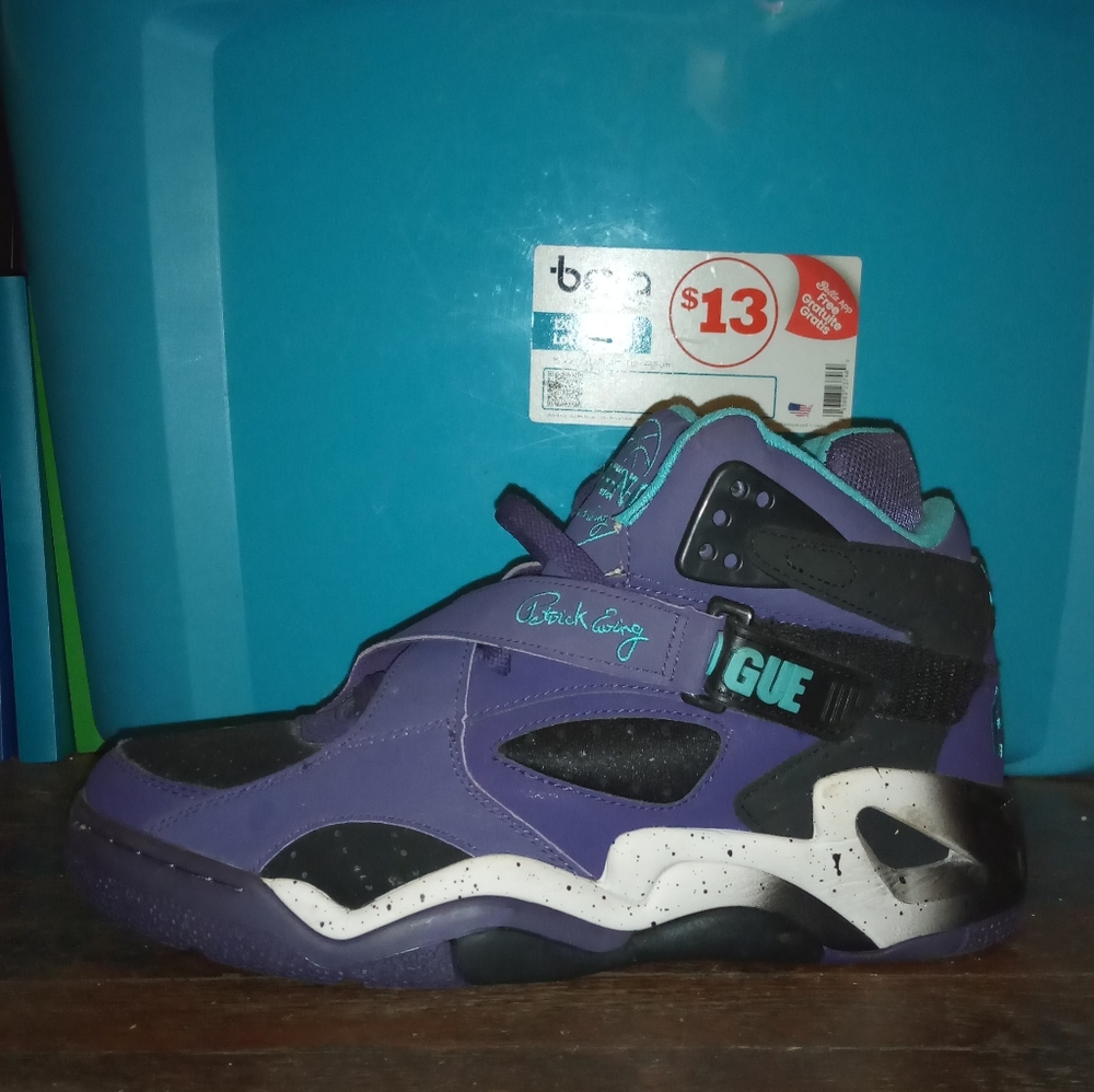 Patrick Ewing's - Picture 4 of 9